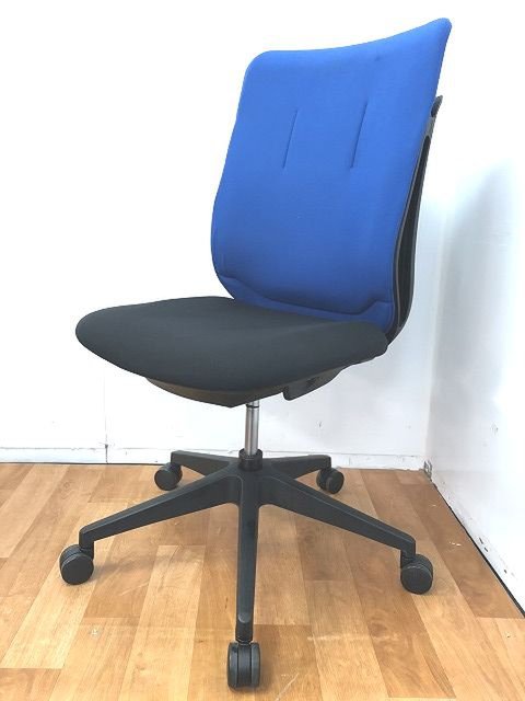 【中古】AJ（エージェイ）   ウチダ（UCHIDA) 肘無ハイバックチェア