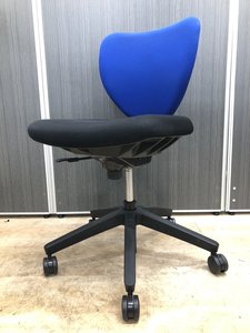 あらゆるオフィスに合わせやすい!!シンプルな事務用椅子【中古】【オフィス家具】【東京】【大阪】【愛知】【岐阜】