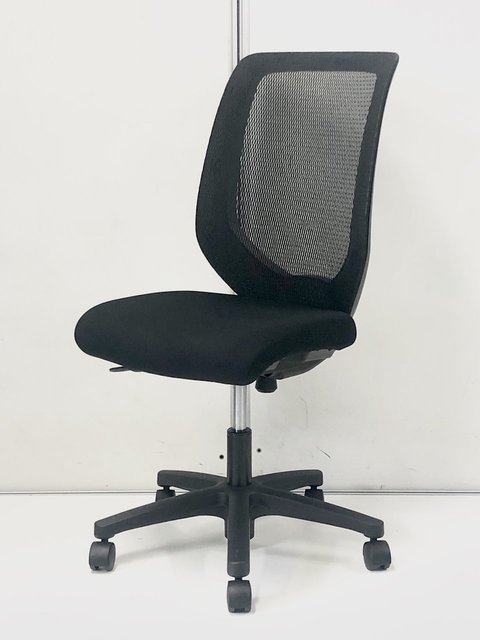 【低価格メッシュチェアならコレ！】
シンプルデザイン■ブラック■会議用室用にもおすすめ！■コルトチェア