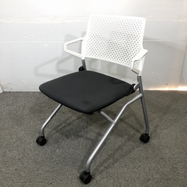 キャスター付き会議用チェア　【揃い】【ブラック】【ミーティング】
                        FM-345
                                    中古
            