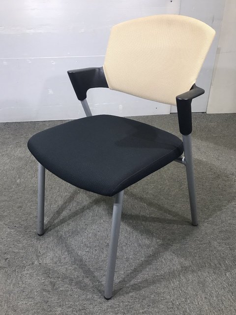 【中古】プロッティ（キャスターなし）  CK-587 コクヨ（KOKUYO） スタッキングチェア