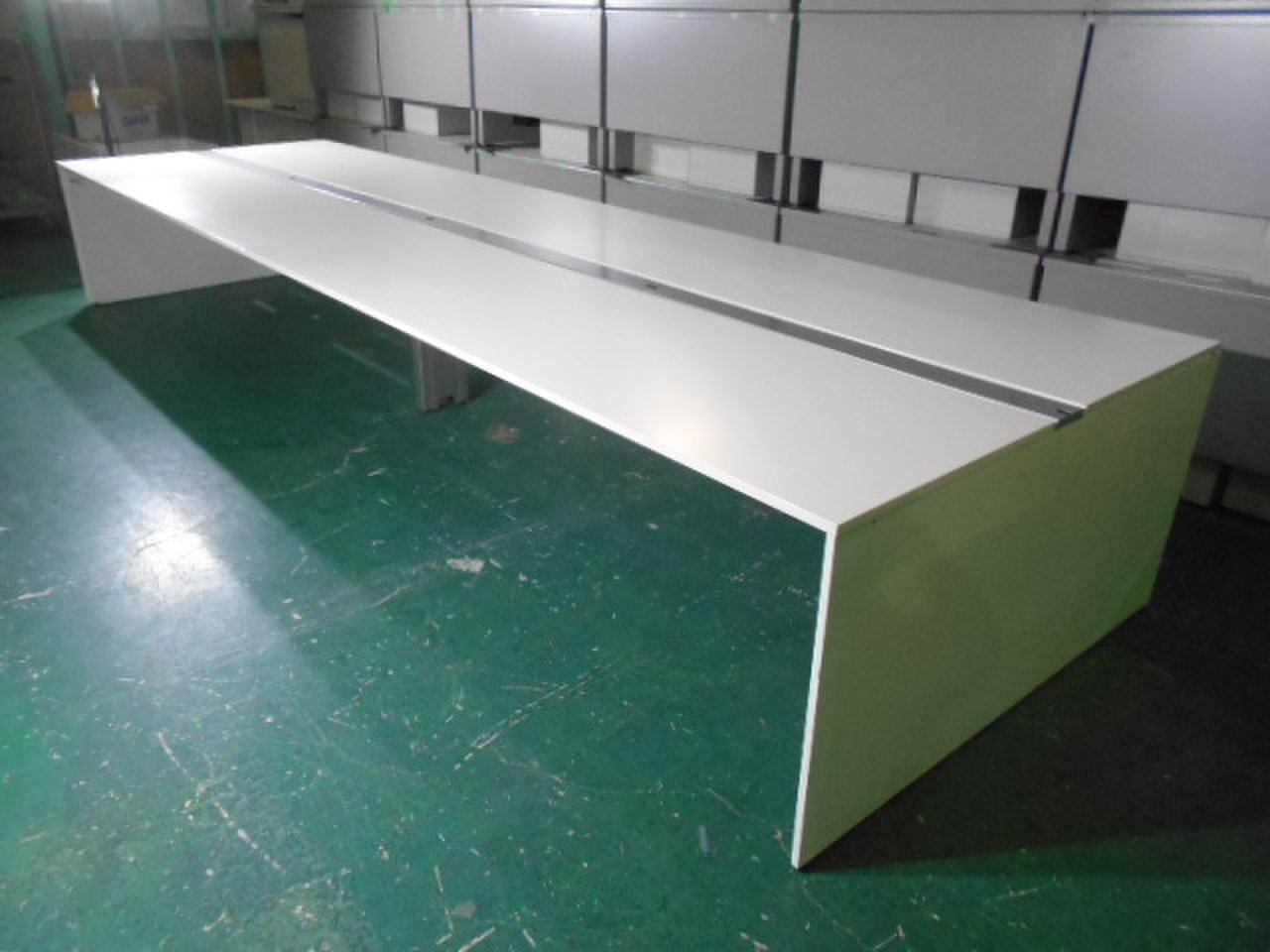 【大量入荷】【W4800mm　8名様使用推奨】｜天板ホワイト｜固定席をもたない方にもおすすめです！【起業】【増員】
                        インターリンク 
                                    中古
            
