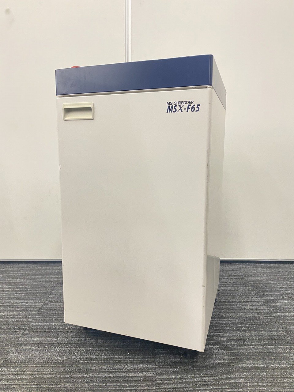 【1台入荷】見かけも機能も一流！明光商会製の人気シュレッダー！】60枚以上一気に裁断！
                        MSXシリーズ 
                                    中古
            