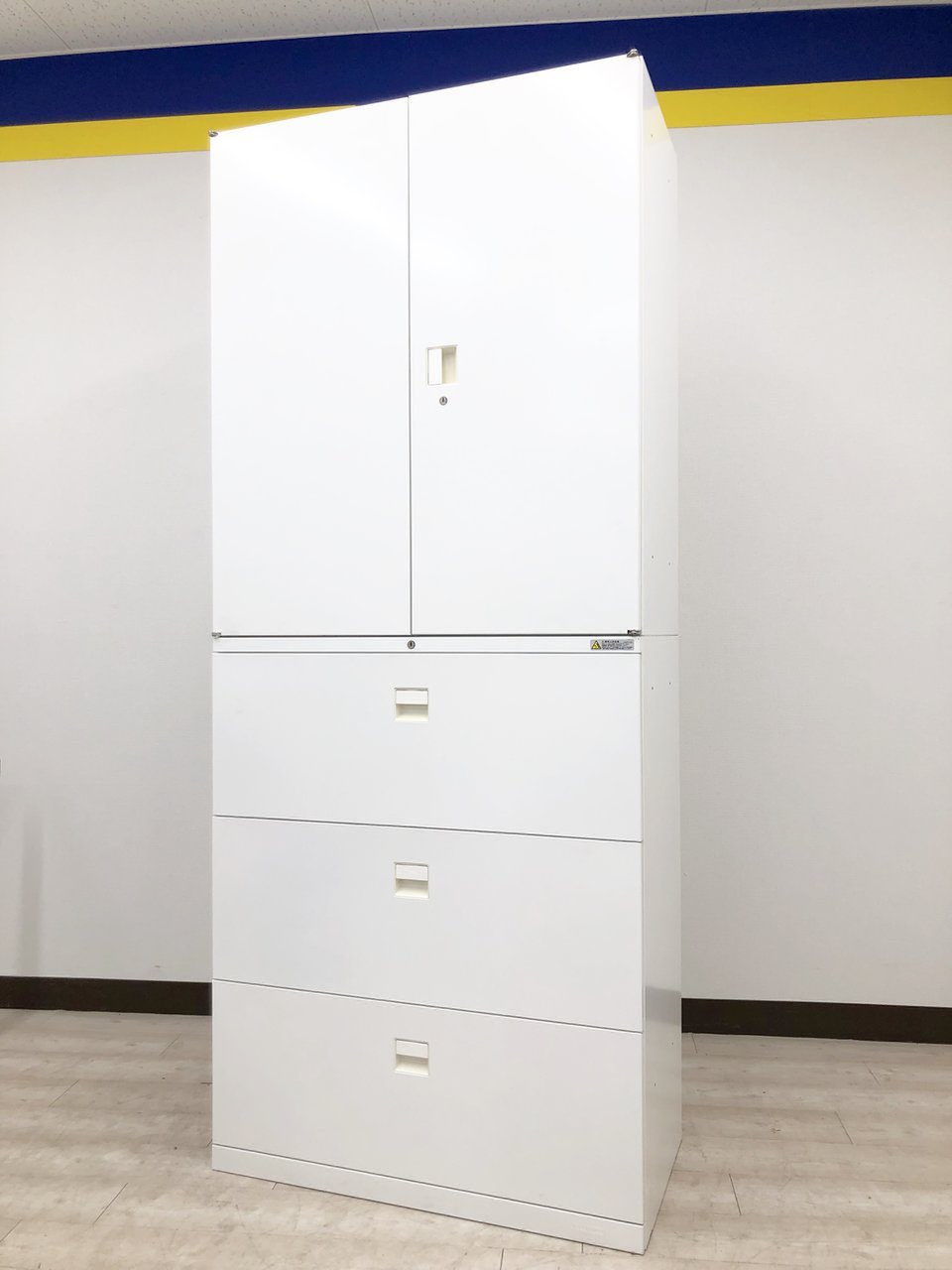 【限定１台】【書類の収納に便利】オカムラ/SA/ホワイト
                        SA 
                                    中古
            