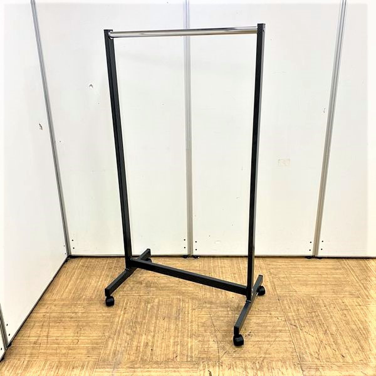 【コクヨ(KOKUYO)】【コートハンガー】【キャスター付き】
                        その他シリーズ
                                    中古
            