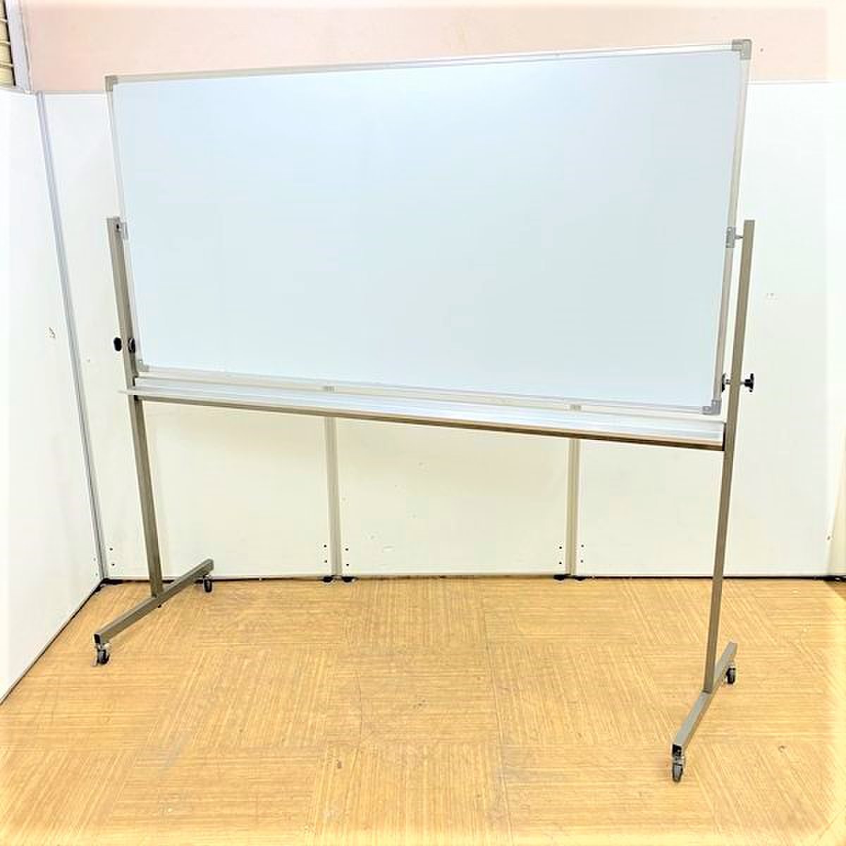 会議室、ミーティングルーム、教育現場など場所を選ばず使用可能です！
                        その他シリーズ
                                    中古
            