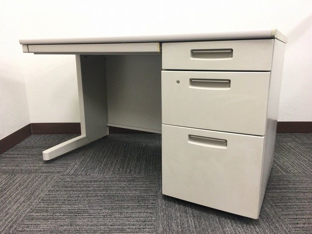 【中古】新BS   コクヨ（KOKUYO） 片袖机