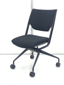 【定価約6万円】ブラックのネスティングチェア｜イトーキ　レクシブ｜会議・応接向け｜拠点開設　起業