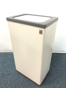 【定価約１万円！！2012年製！！ゴミ箱の入荷です！！】【I】