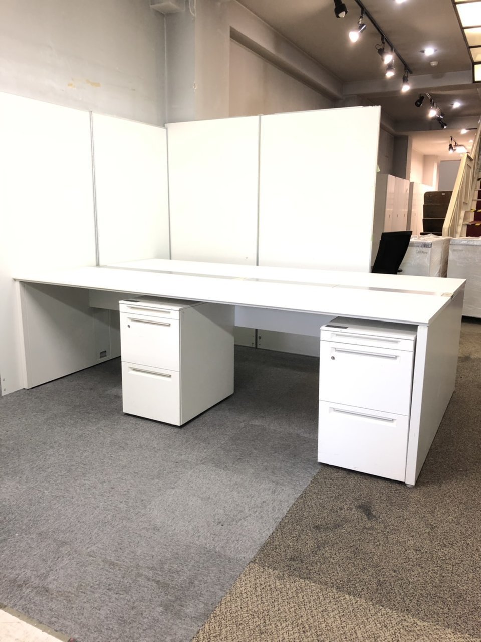 【フリーアドレス+ワゴン】【セット価格】【京都・滋賀】
                        アルプレス 
                                    中古
            