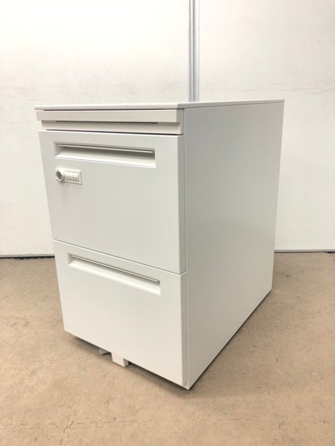 【2017年製】3段ワゴン/ウチダ製STシリーズ/A4ファイル2段収納可能!【非常用解除キー作成可能】