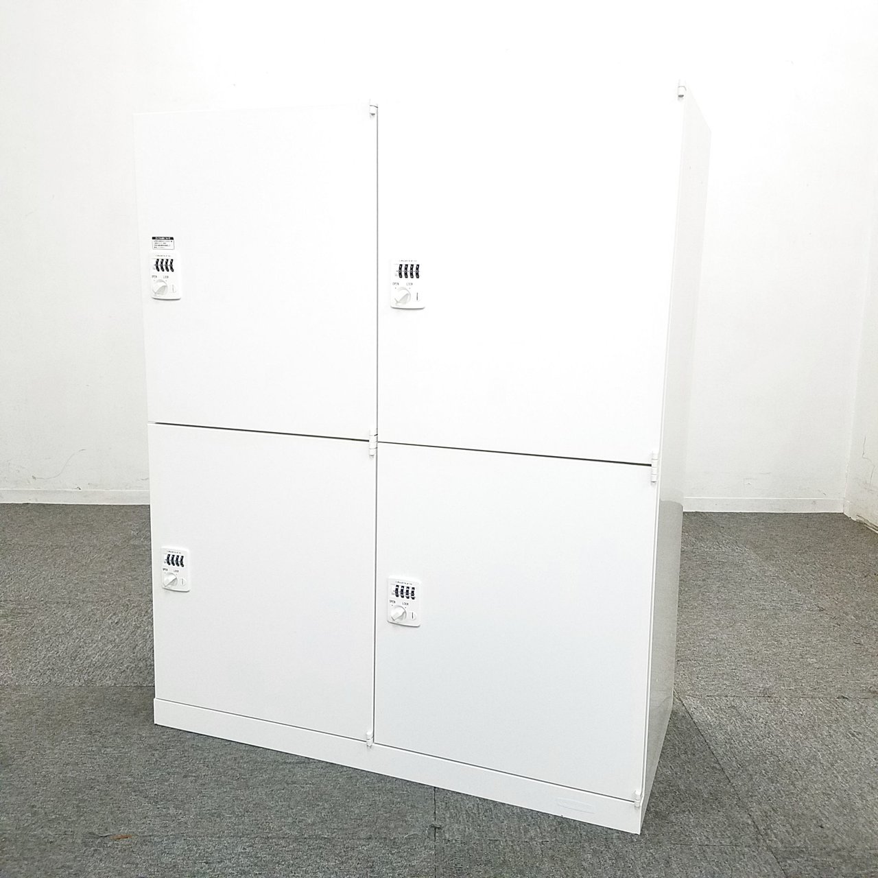 【4台入荷】オカムラのレクトライン/メールロッカー入荷！中古 オフィス家具 レイアウト フリアド コロナ対策
                        レクトライン 
                                    中古
            