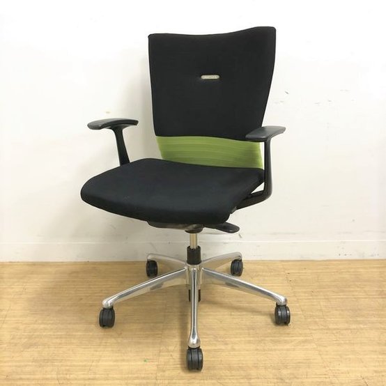 【中古】フィーゴ   オカムラ（okamura） 肘付ローバックチェア