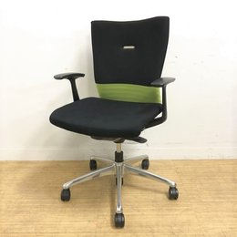 デザインアーム搭載｜今での根強い人気のフィーゴチェア　シームレス　