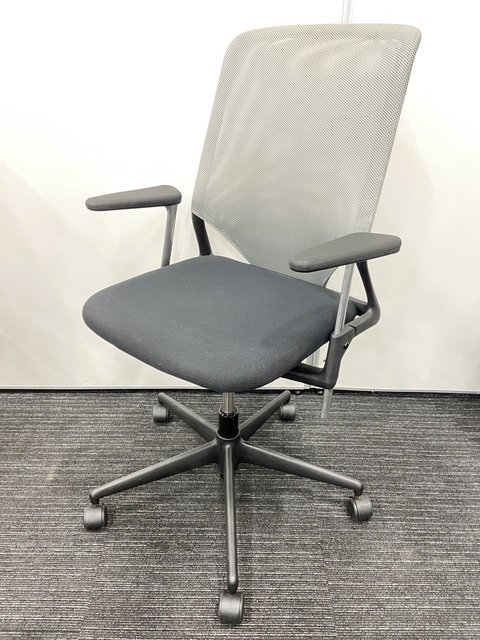 【中古】メダⅡ   vitra（ヴィトラ） 肘付ハイバックチェア