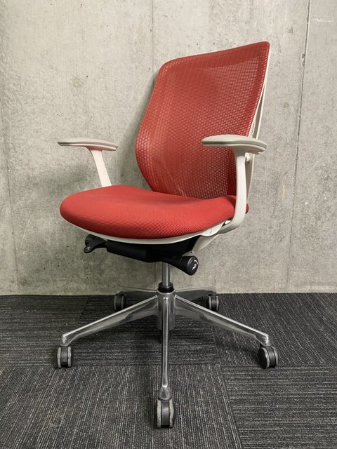 【中古】シルフィー（クッション）   オカムラ（okamura） 肘付ハイバックチェア