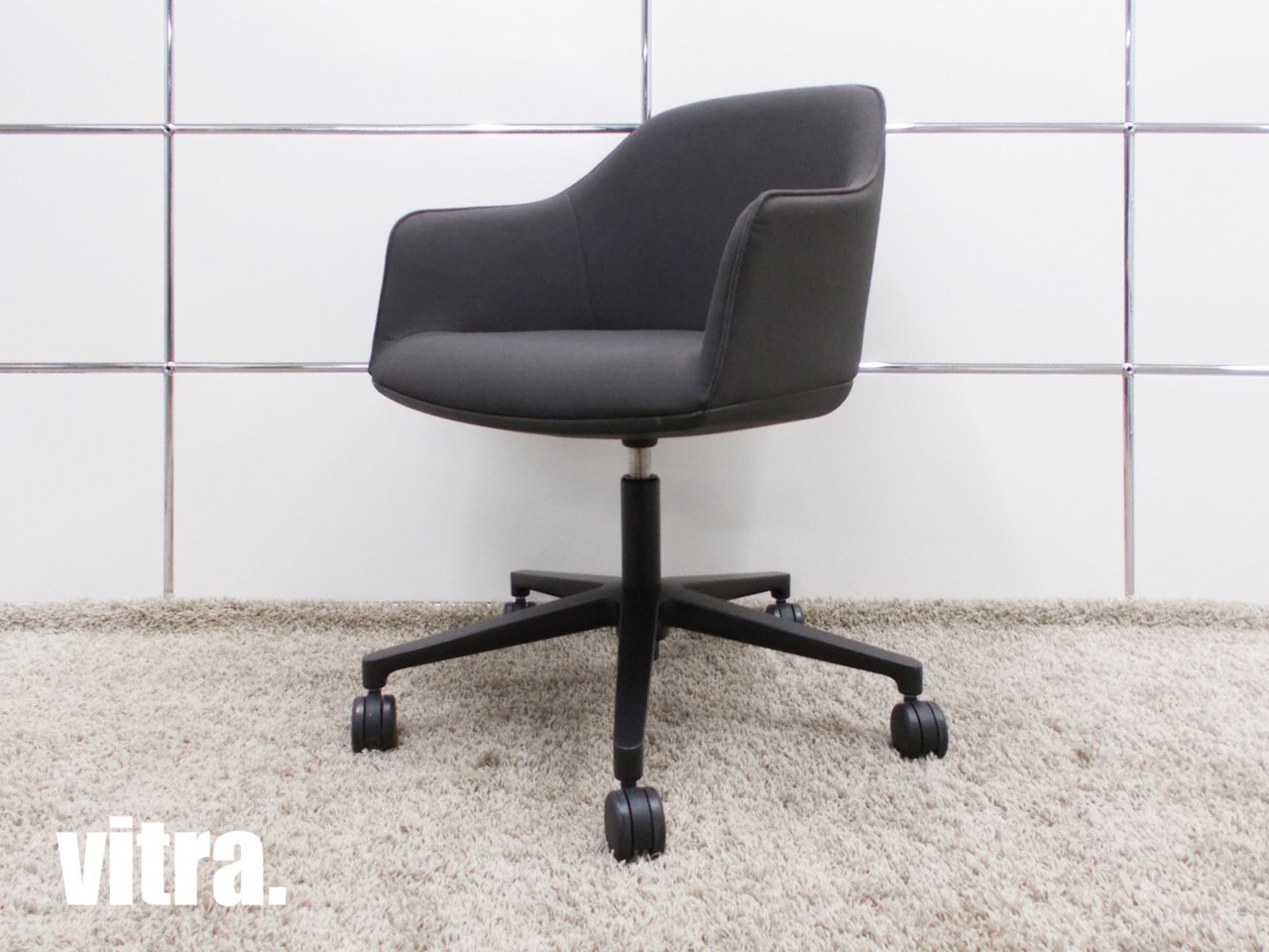 vitra/ヴィトラ■SOFTSHELL CHAIR/ソフトシェルチェア■ロナン＆エルワン・ブルレック■hhstyle
                        ソフトシェル チェア 
                                    中古
            