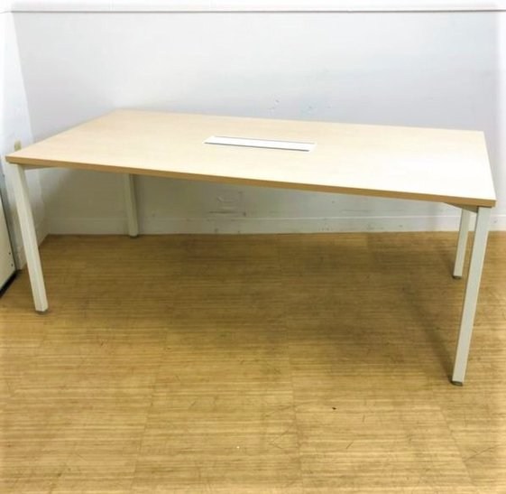 【中古】ノティオ  6-168-8351 ウチダ（UCHIDA) ミーティングテーブル（会議机）