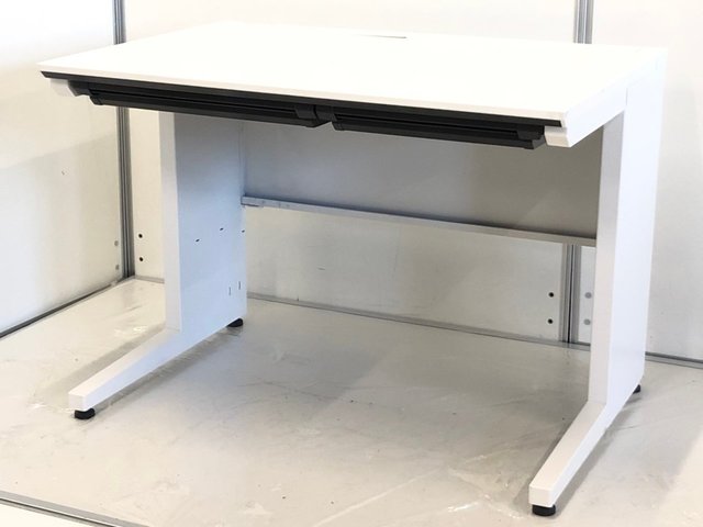 【中古】アイエス   コクヨ（KOKUYO） 平机