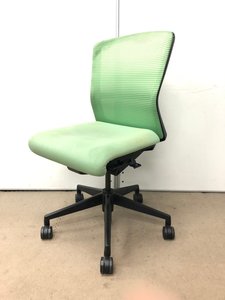 【レア商品！！【定価約4万円！！2017年製！！ライトグリーンカラー！！背もたれメッシュ素材！！】内田洋行/エルフィ