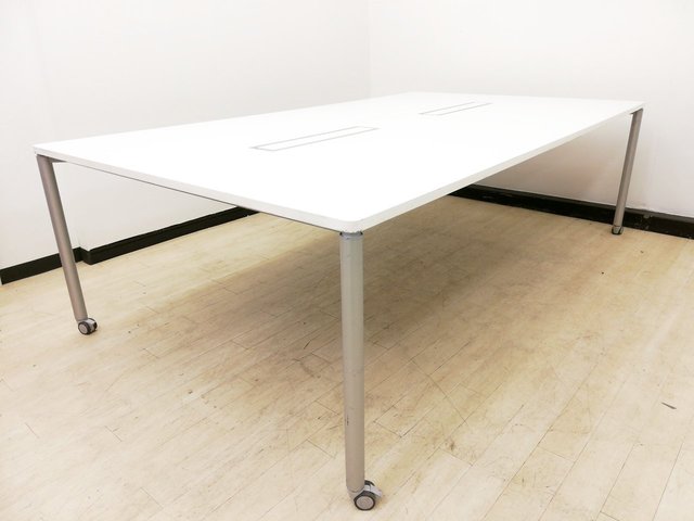 【中古】アプションフリー   オカムラ（okamura） ミーティングテーブル（会議机）