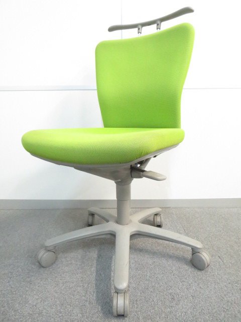 【中古】カロッツァ   オカムラ（okamura） 肘無ローバックチェア