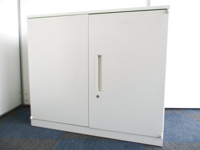 【コンパクトな書庫が入荷！】流行のホワイトカラー、内田洋行のハイパーストレージ書庫！【書類整理に便利】