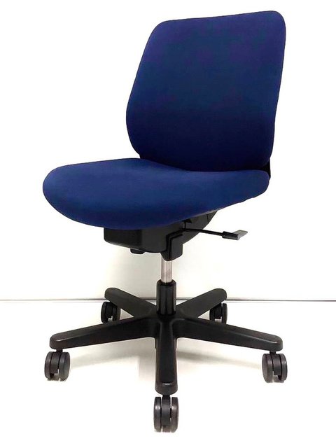 大人気／定番／コンパクト　◆ITOKI／イトーキ　◆torte／トルテ　※ディープブルー