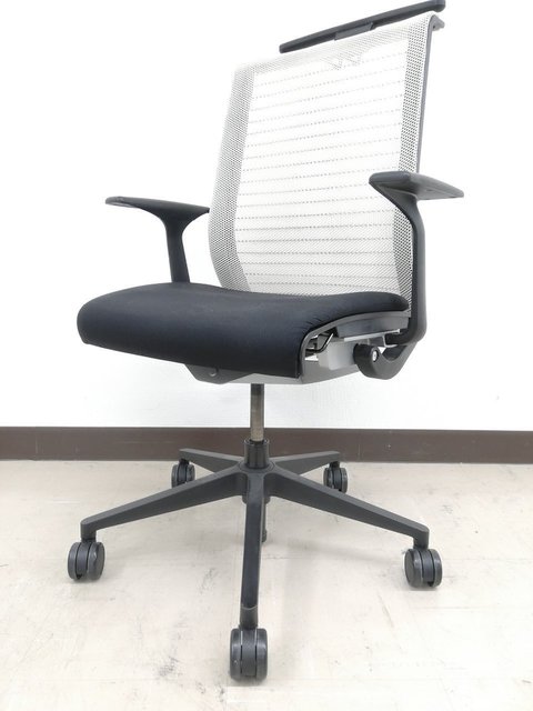 【中古】シンクチェア（2014年以前モデル）   Steelcase（スチールケース） 肘付ハイバックチェア