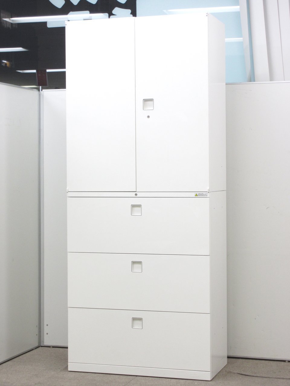 【大量入荷！】書庫と言えばオカムラのレクトライン！！

                        レクトライン 
                                    中古
            