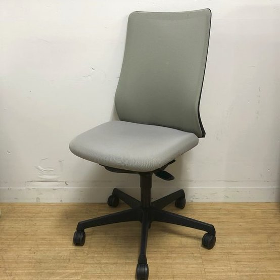 【中古】フルーエント   オカムラ（okamura） 肘無ハイバックチェア