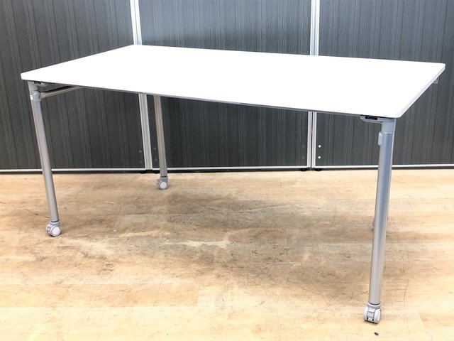 【中古】アクティブフィールド  AFFP-1507H-W9 イトーキ（ITOKI） スタックテーブル(長机/折りたたみ/会議用)