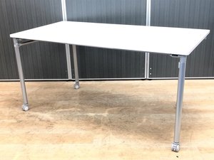 【3台入荷】四方から座れます!!4本脚の折りたたみテーブル【中古】【オフィス家具】【東京】【大阪】【愛知】【岐阜】