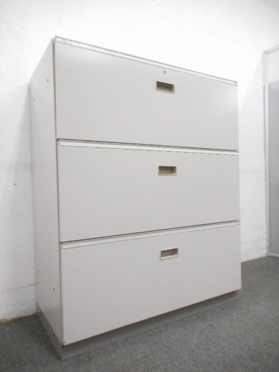 【オフィスの定番カラ―！】 イトーキ/シンライン/ニューグレー
                        シンライン 
                                    中古
            