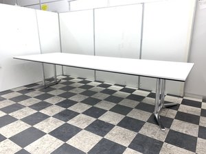 【スタイリッシュな会議テーブル】オカムラ/ラティオⅡ/ホワイト×ブラック/ツートンカラーがおしゃれな大型テーブル★