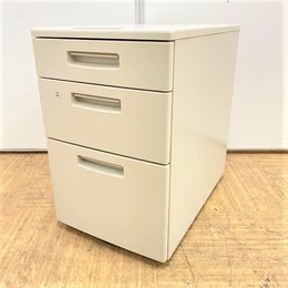 【定番シリーズ入荷】追加購入で揃いやすいシリーズです。