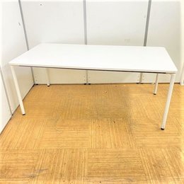 【推奨使用人数4〜6名】ホワイトカラーで明るい雰囲気！