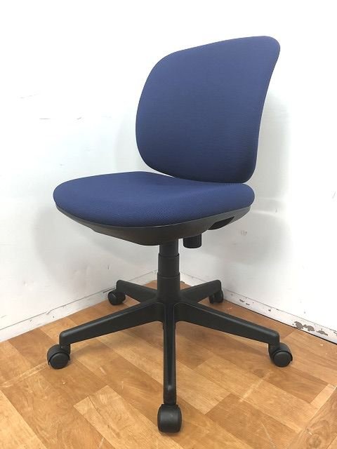 【中古】Presea  KC-K56SL プラス（PLUS） 肘無ローバックチェア