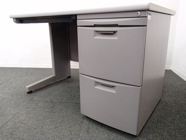 【中古】CZX  CZX-107CB-WE イトーキ（ITOKI） 片袖机