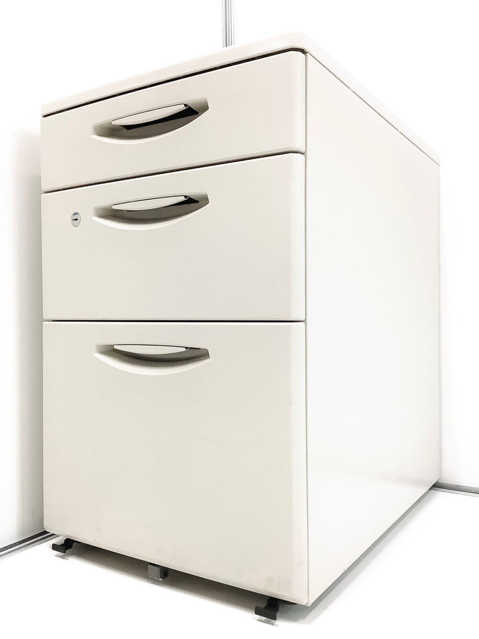 大人気／定番／品質良好　◆KOKUYO／コクヨ　◆Smart／スマート　※ナチュラルグレー
                        スマート 
                                    中古
            