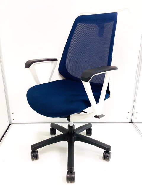 【中古】ノナ  KZ-330JBH-W9B2 イトーキ（ITOKI） 肘付ハイバックチェア