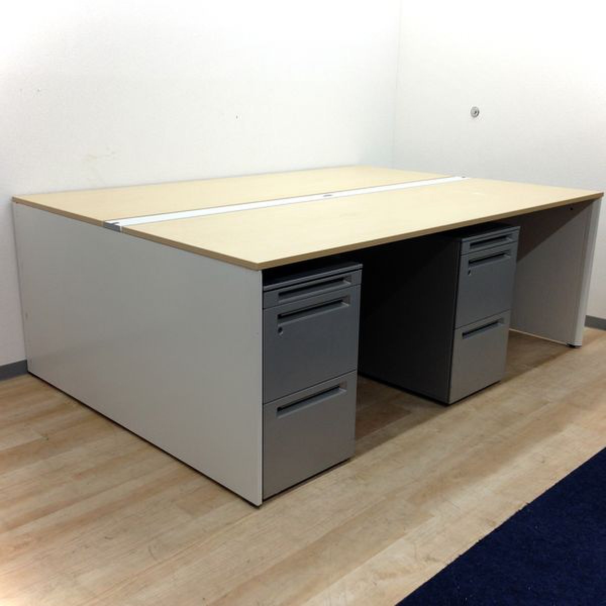 【2000㎜】【イトーキ製】【ナチュラル】【インターリンク】【フリーアドレスデスク】【4名様】【レイアウト変更】【共有】【シェア】
                        インターリンク 
                                    中古
            