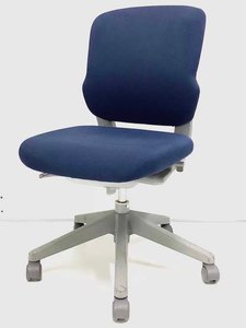 【尼崎店限定価格！！】ウチダ｜CN-2｜ブルーカラー｜肘なしローバックチェア！！【関西在庫数ナンバーワン・尼崎店】