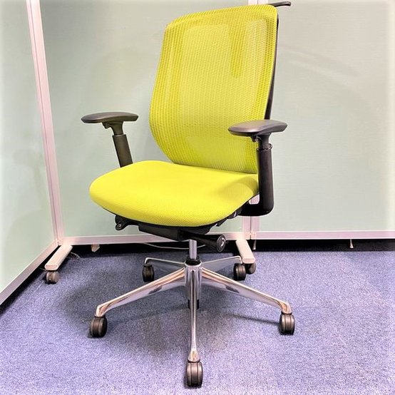 【中古】シルフィー（クッション）  C686BS　FMP5 オカムラ（okamura） 肘付ハイバックチェア