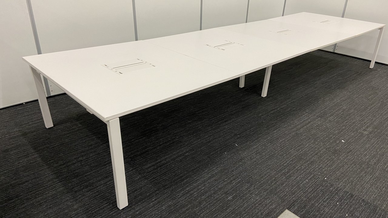 W4800㎜サイズ！コロナ対策としても！■vitra WorKit■ホワイト■デザイナーズ家具
                        ワーキット 
                                    中古
            