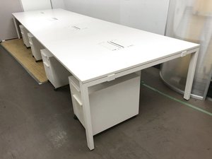【デザイナーズ家具】海外メーカーvitra(ヴィトラ)社で揃えたワークステーション　デスク：WorKit(ワーキット)　ワゴン：MBE モバイルペデスタル