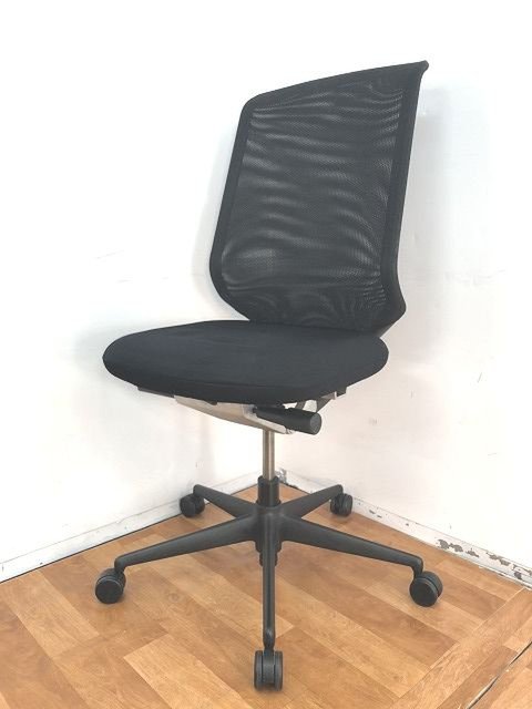 【中古】その他シリーズ  vitra（ヴィトラ） 肘無ハイバックチェア