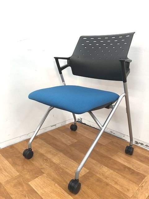 【中古】ピエガ（背樹脂タイプ）  CK-720E6G4T4-W コクヨ（KOKUYO） ネスティングチェア