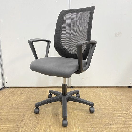 【中古】コルト  KT-230JD-T1W2T1 イトーキ（ITOKI） 肘付ローバックチェア