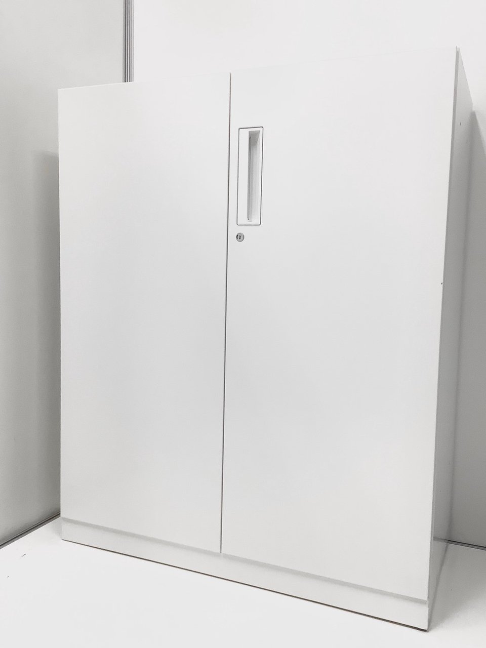 大人気／定番　◆コクヨ／KOKUYO◆エディア／EDIA　※ホワイト
                        エディア 
                                    中古
            